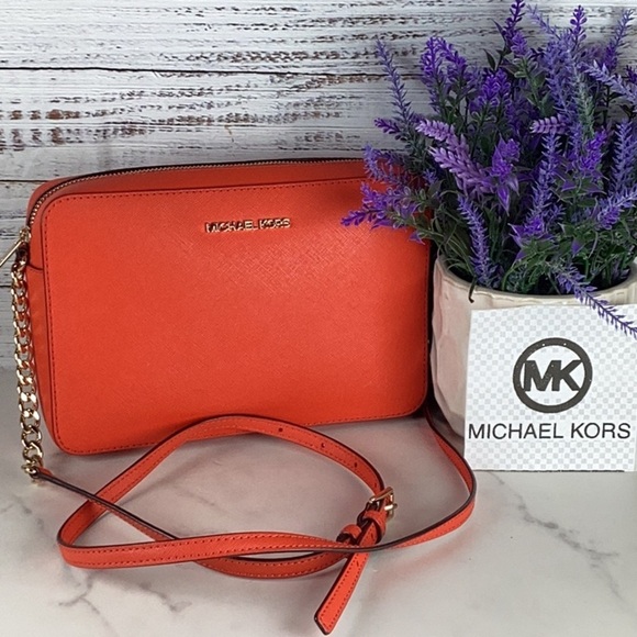 Michael Kors crossbody bag red orange summer small purse GUC - Picture 2 of 11